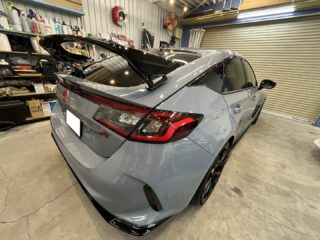 ホンダ　シビックTypeRのM様❣️
⁡
お電話にてお問い合わせ頂きご依頼頂きました☺️
⁡
M様にとっては久々の新車・MT車との事もあり、これから長く乗りたいとの事でコーティングのご依頼を頂きました。
⁡
施工しましたコーティングはモデスタD2コーティング‼️
艶・撥水共におすすめなこちらで日々のお手入れもスムーズに👍
ホイールも同時にコーティングしました。
⁡
更にはM様持ち込みのドライブレコーダーを取り付けし完成。
⁡
M様にもご満足頂き感謝しております。
⁡
この度はご依頼頂き有難う御座いました。
またのご来店お待ちしております🙇‍♂️
⁡
#狛江市カーコーティング #ウインドフィルム施工専門店 #セダーブレイブ #東京都カーコーティング #ドライブレコーダー取り付け専門店 #cedarbrave #水道道路沿い #狛江市東和泉 #シビックタイプr #ホイールコーティング #modesta #車検 #車検整備 #板金 #板金塗装 #板金塗装🚗 #持ち込みパーツok