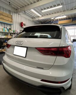 新年明けましておめでとう御座います㊗️
本年も宜しくお願い致します🙇
⁡
新年早々のご紹介はT様のAudi Q3❣️
⁡
濃すぎず薄すぎずなスモークフィルム施工のご依頼です。
⁡
施工しましたフィルムは15%👍
⁡
国産車のプライバシーガラス程度の濃さとなり、自然な感じの仕上がりになりました。
⁡
T様、この度はご依頼頂き有難う御座いました🙇‍♂️

#狛江市カーコーティング #ウインドフィルム施工専門店 #セダーブレイブ #東京都カーコーティング #ドライブレコーダー取り付け専門店 #cedarbrave #水道道路沿い #持ち込みパーツok #狛江市東和泉 #アウディq3 #スモークフィルム #スモークフィルム施工 #車検 #車検整備 #車検整備もお任せください #板金 #板金塗装 #板金塗装🚗