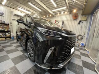 レクサスLMのN様❣️
⁡
以前はヴェルファイアでお世話になり、今回はLMに代替えとの事でご来店☺️
⁡
ヴェルファイアからの載せ替えでレーダー探知機を取付け、ボディーはハードバリアX-OVERコーティングを施工👍
⁡
N様、いつも有難う御座います。
また次回も宜しくお願い致します🙇

#狛江市カーコーティング #ウインドフィルム施工専門店 #ウインコスプレミアム #セダーブレイブ #ミラー型ドライブレコーダー取り付け #東京都カーコーティング #ドライブレコーダー取り付け専門店 #tvキャンセラー取付け #cedarbrave #レクサスlm #レクサスlm500h #ハードバリアxover #新車コーティング #新車コーティング施工 #車検 #車検整備 #板金 #板金塗装 #自動車買取 #自動車買取り