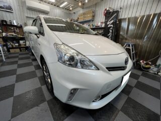トヨタ　プリウスαのE様❣️
⁡
最近購入されてコーティングとウインドフィルム施工のご依頼でご来店頂きました☺️
⁡
プライバシーガラスの上からウィンコスGY-15IRフィルムを施工し、ボディーはハードバリアX-OVERコーティングで新車の様な輝きに✨
⁡
E様、この度はご依頼頂き有難う御座いました。
またのご来店お待ちしております🙇‍♂️

#狛江市カーコーティング #多摩地区車 #ウインドフィルム施工専門店 #カーメイトドライブレコーダー #ウインコスプレミアム #ハードバリアxover #セダーブレイブ #ミラー型ドライブレコーダー取り付け #東京都カーコーティング #ドライブレコーダー取り付け専門店 #狛江市カーコーティング #cedarbrave #プリウスα #中古車リフレッシュ #中古車コーティング #車検 #車検整備もお任せください #板金 #板金塗装🚗 #狛江市東和泉