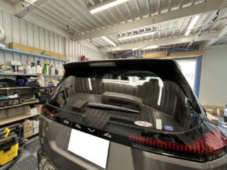 トヨタRAV4 のG様❣️
⁡
新車で購入されましたお車にスモークフィルム施工にてご依頼頂きました☺️
⁡
濃すぎず薄すぎずのウィンコスGY-15IRフィルムを施工させて頂きました👍
⁡
G様、この度はご依頼頂き有難う御座いました🙇

#cedarbrave #セダーブレイブ #狛江市カーコーティング #東京都カーコーティング #カーフィルム施工 #カーフィルム施工店 #RAV4 #トヨタ #ドライブレコーダー取付 #ドライブレコーダー取り付け専門店 #川崎市カーコーティング #横浜市カーコーティング #車検 #鈑金塗装 #鈑金修理 #狛江市東和泉