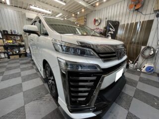 トヨタヴェルファイアのY様❣️
⁡
お電話にて問い合わせ頂き、コーティング施工のご依頼を頂きました☺️
⁡
ご近所様でふと通りかかった時に当店を見付けて頂き感謝しております🙏
⁡
水垢が目立つボディーを下処理し、施工しましたコーティングはモデスタD2👍
⁡
艶やかに仕上がりY様にもご満足頂けました✨
⁡
Y様、この度はご依頼頂き有難う御座いました。
また次回メンテナンスでのご依頼お待ちしております🙇

#cedarbrave #セダーブレイブ #狛江市カーコーティング #川崎市カーコーティング #横浜市カーコーティング #東京都カーコーティング #カーフィルム施工 #カーフィルム施工店 #ドライブレコーダー取付 #ドライブレコーダー取り付け専門店 #車検 #板金 #板金塗装🚗 #狛江市東和泉 #ヴェルファイア