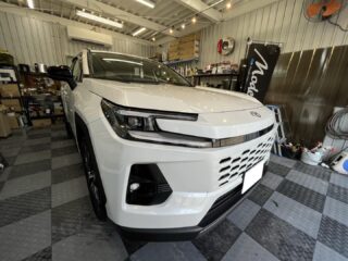 トヨタRAV4 のE様❣️
⁡
新車が納車されディーラーでコーティングするか悩みましたがこちらでとの事でご依頼頂きました☺️
⁡
新車とは言えまっさら綺麗な状態でとは中々無いので下処理しながら全体をチェックしてコーティング✅
⁡
今回はハードバリアX-OVERを施工✨
ハードバリアX-OVERは樹脂パーツも施工出来ますので一緒にコーティング。
⁡
隅々まで綺麗に仕上がり納車させて頂きました👍
⁡
E様、この度はご依頼頂き有難う御座いました。
また次回メンテナンスでのご依頼お待ちしております🙇

#cedarbrave #セダーブレイブ #狛江市カーコーティング #川崎市カーコーティング #横浜市カーコーティング #東京都カーコーティング #トヨタrav4 #カーフィルム施工 #カーフィルム施工店 #ドライブレコーダー取付 #ドライブレコーダー取り付け専門店 #車検 #板金 #板金塗装🚗 #狛江市東和泉